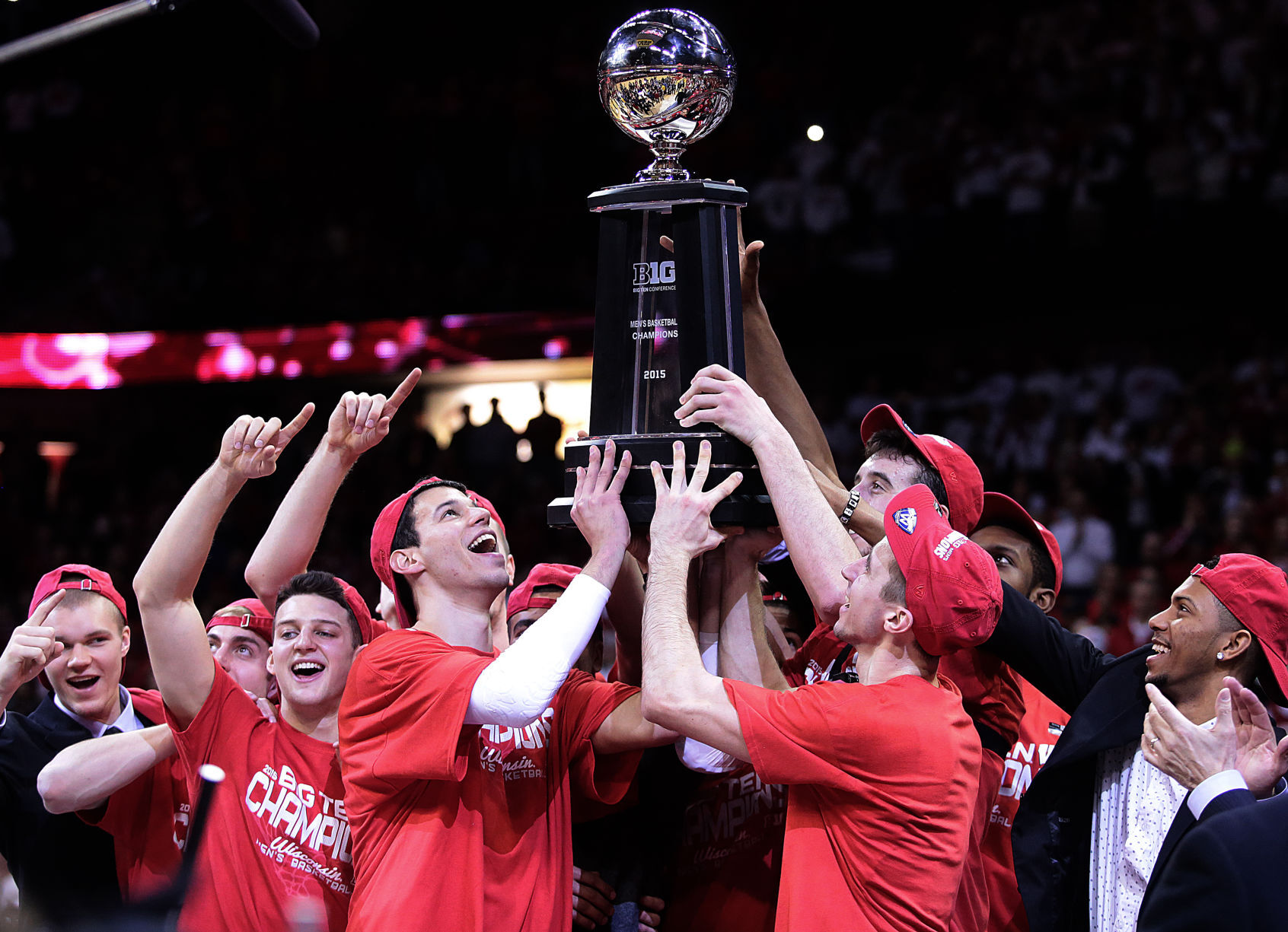 UW men's basketball Big Ten title 2015